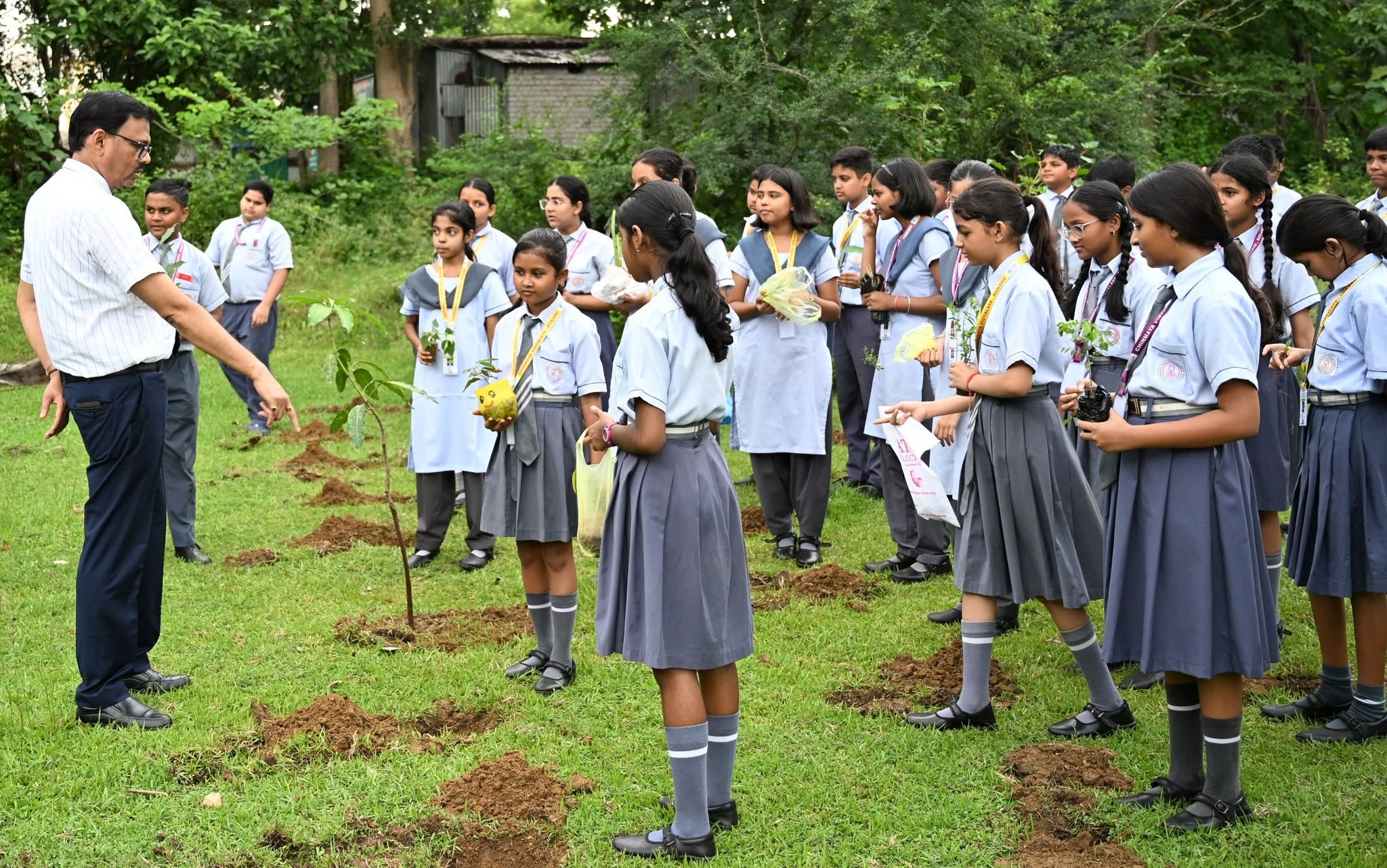 Van Mahotsav Week in Chinmaya Vidyalaya Bokaro