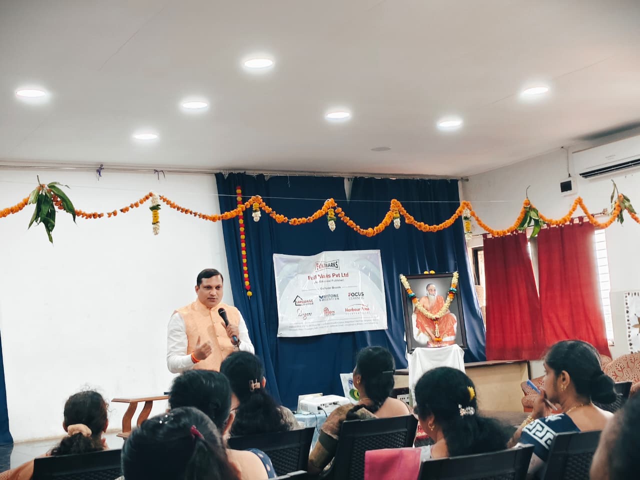 Workshop conducted by Full Marks Pvt Ltd for Teachers